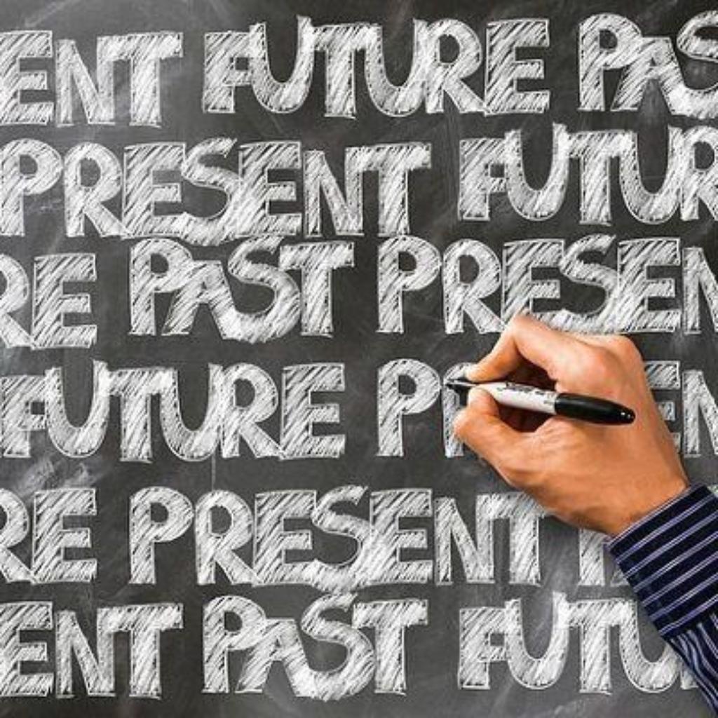 tenses-pixabay2437442_640